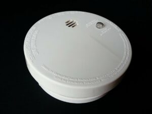 Smoke and carbon monoxide detector